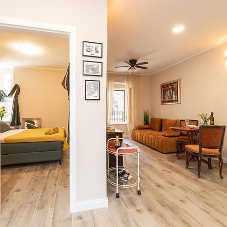 Stanley Helenski - Apartment In Old Town ชิเบนิก ภายนอก รูปภาพ