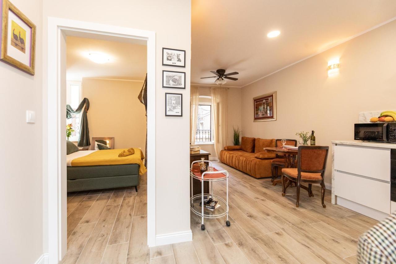 Stanley Helenski - Apartment In Old Town ชิเบนิก ภายนอก รูปภาพ