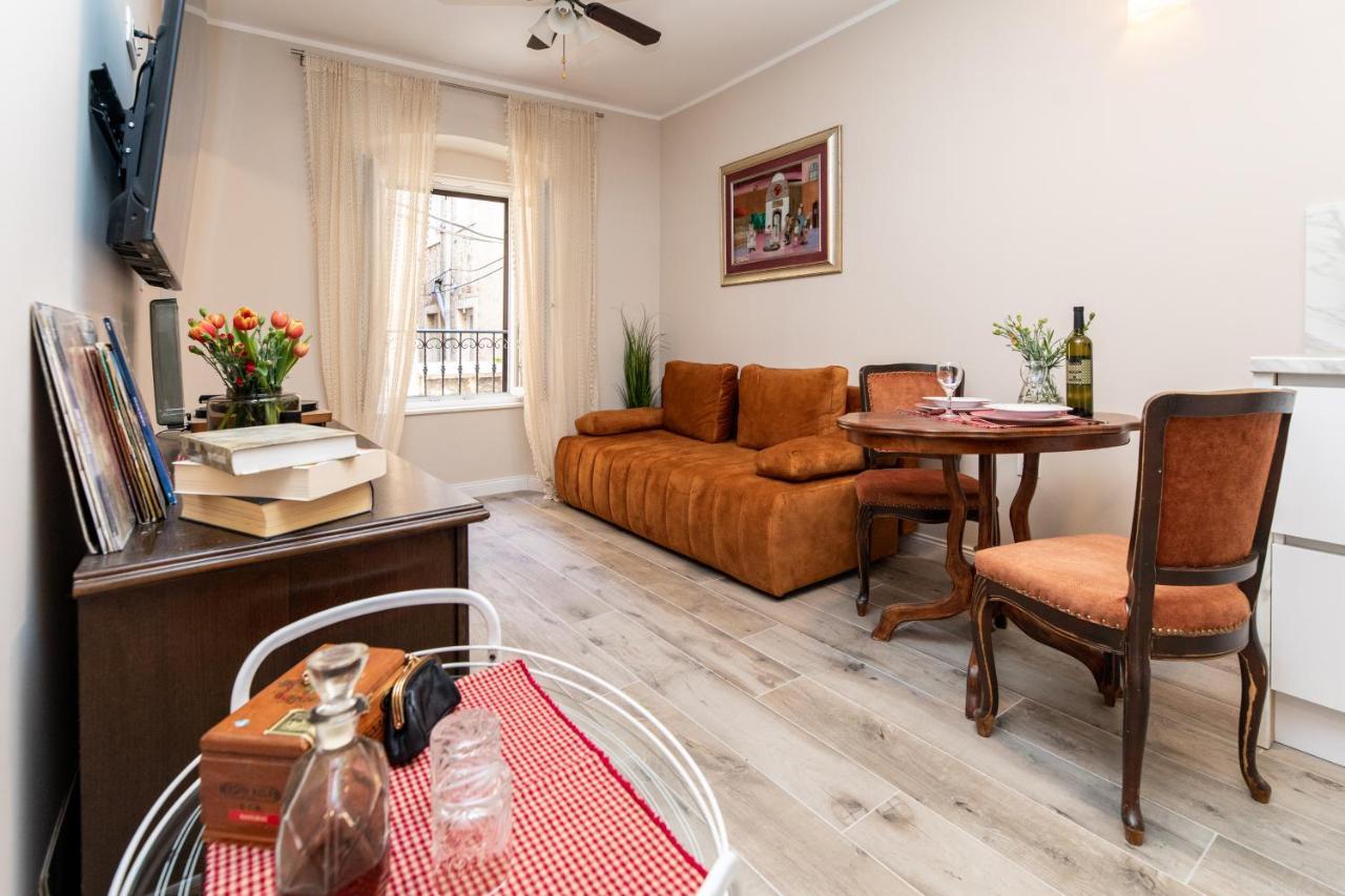 Stanley Helenski - Apartment In Old Town ชิเบนิก ภายนอก รูปภาพ