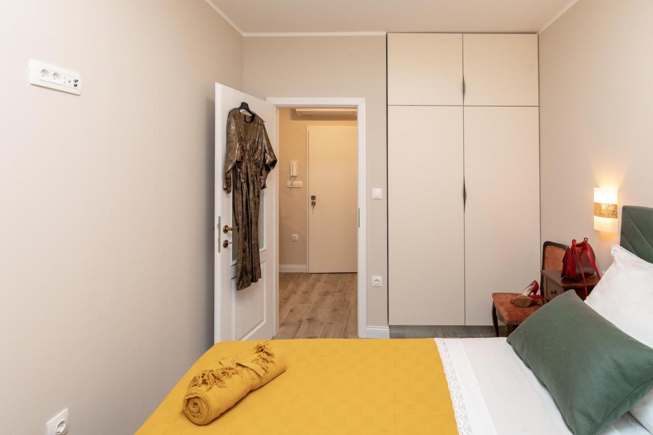 Stanley Helenski - Apartment In Old Town ชิเบนิก ภายนอก รูปภาพ