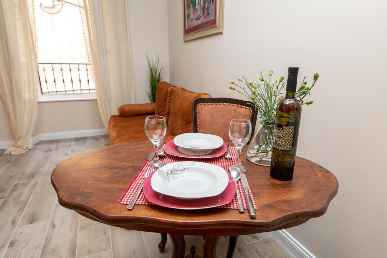 Stanley Helenski - Apartment In Old Town ชิเบนิก ภายนอก รูปภาพ